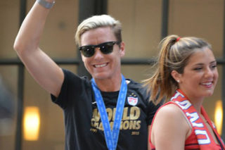 leo a daly abby wambach