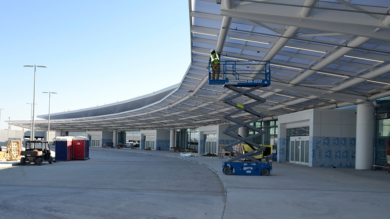 Exterior construction photo of New Orleans International Airport
