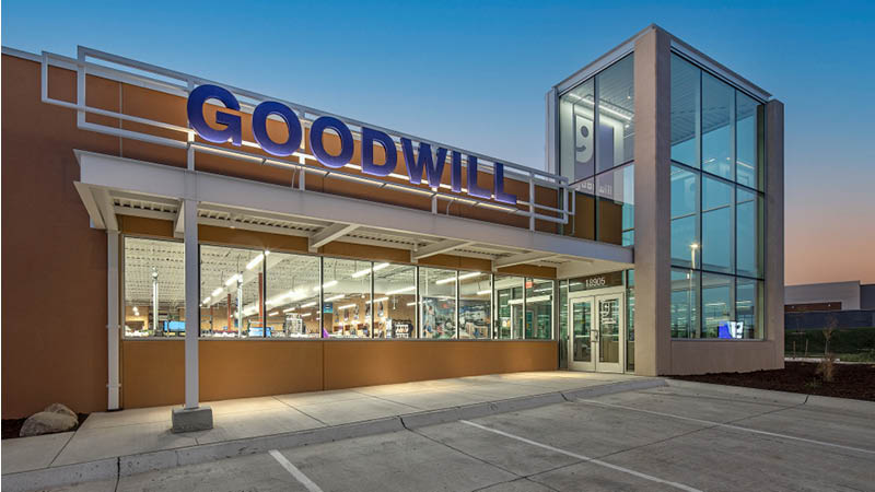 leo-a-daly-goodwill-concrete